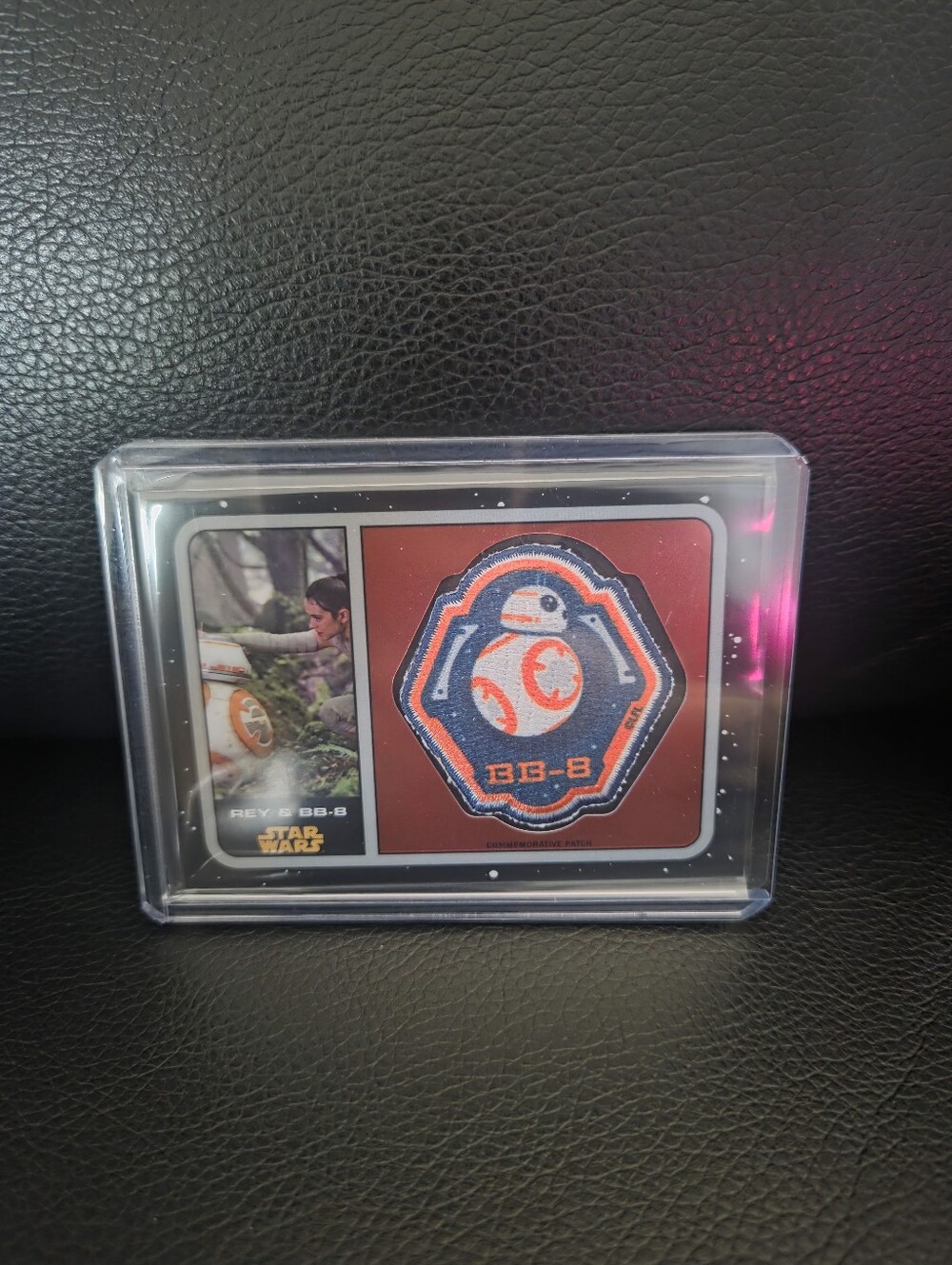 Topps Star Wars The Force Awakens BB-8 Embroidered Patch Trading Card #286/686